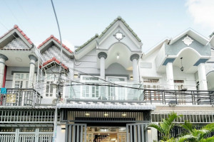 Bán nhà đẹp giá rẽ Đào Tông Nguyên, nhà đẹp, tiện nghi, ô tô vào tận nơi